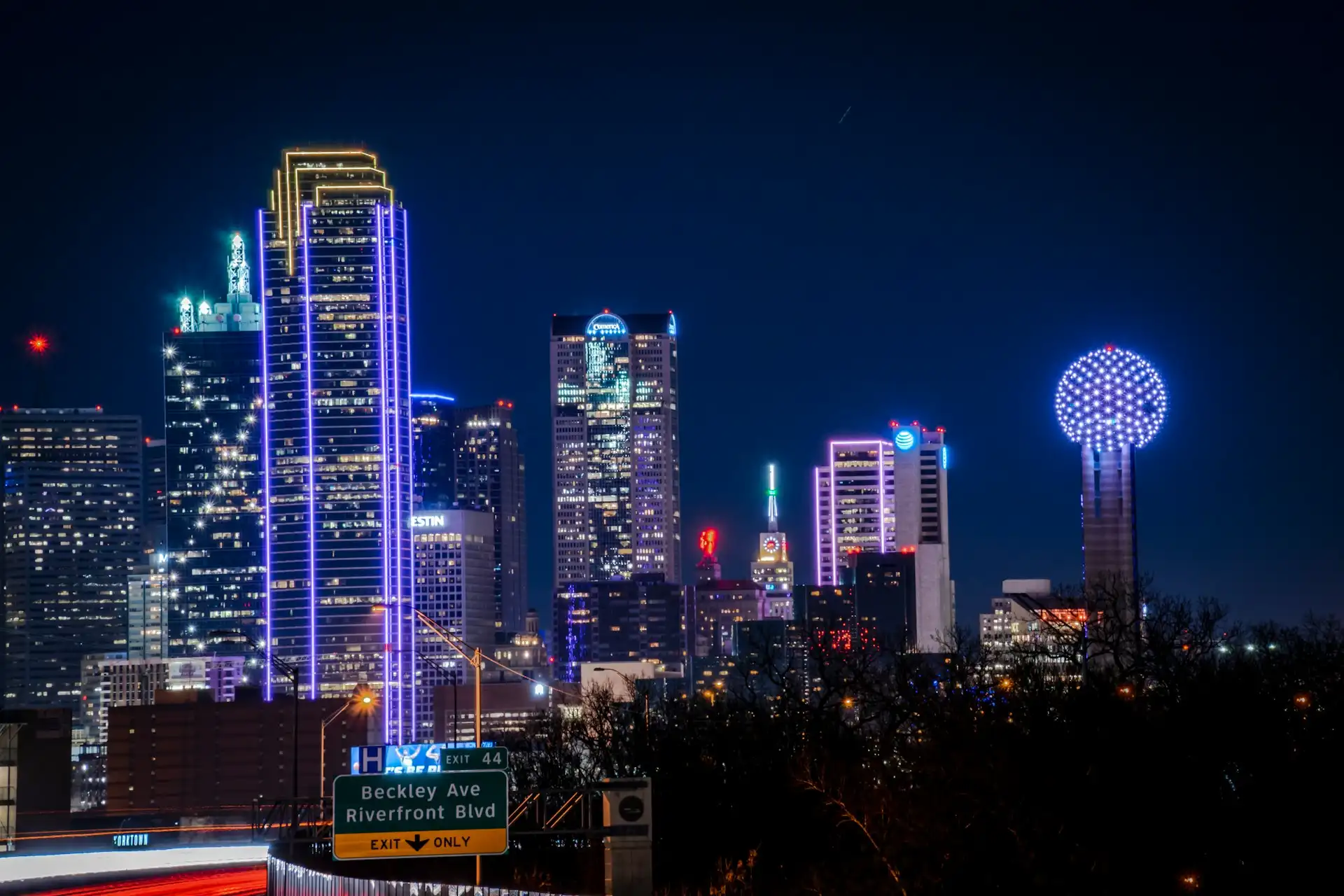 Dallas skyline and downtown city view